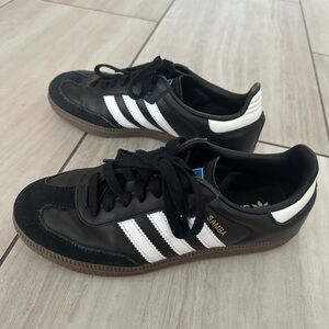 Adidas Samba